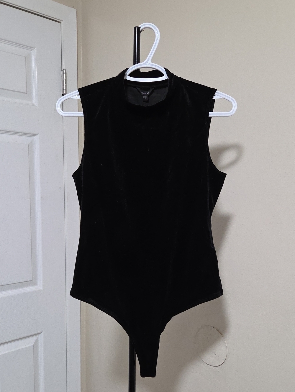 Nwt Guess Black Velvet Sleeveless Mock-Neck Bodysuit